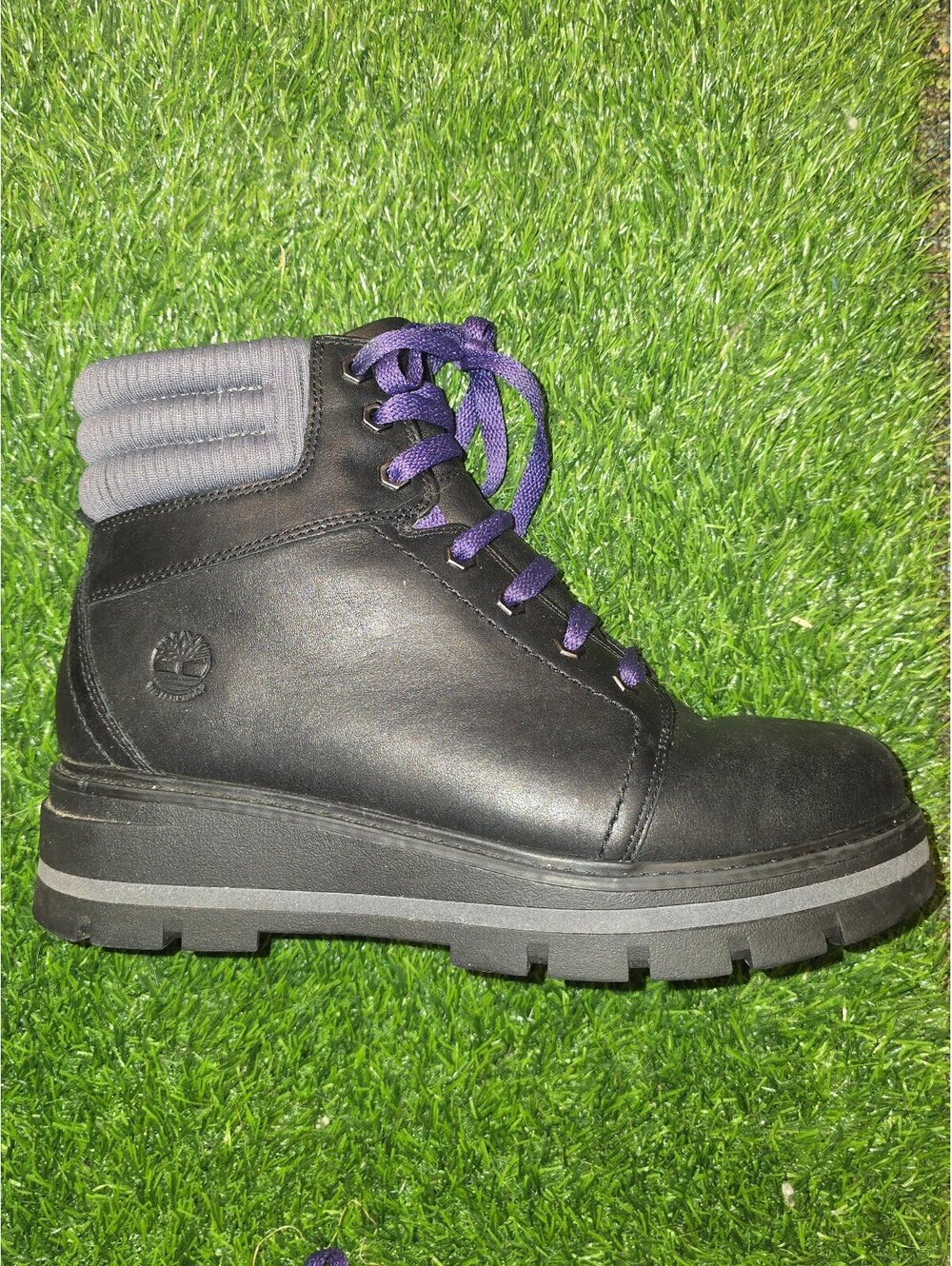 Timberland Black & Gray Leather Boots Size 8.5 Womens High Top Lace Up Zipper